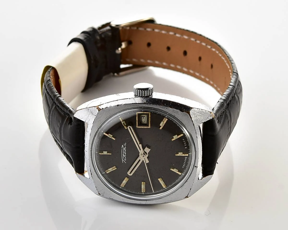 Soviet Raketa vintage mechanical watch