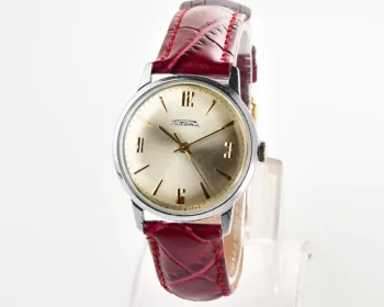 Excellent Soviet Raketa vintage mechanical watch