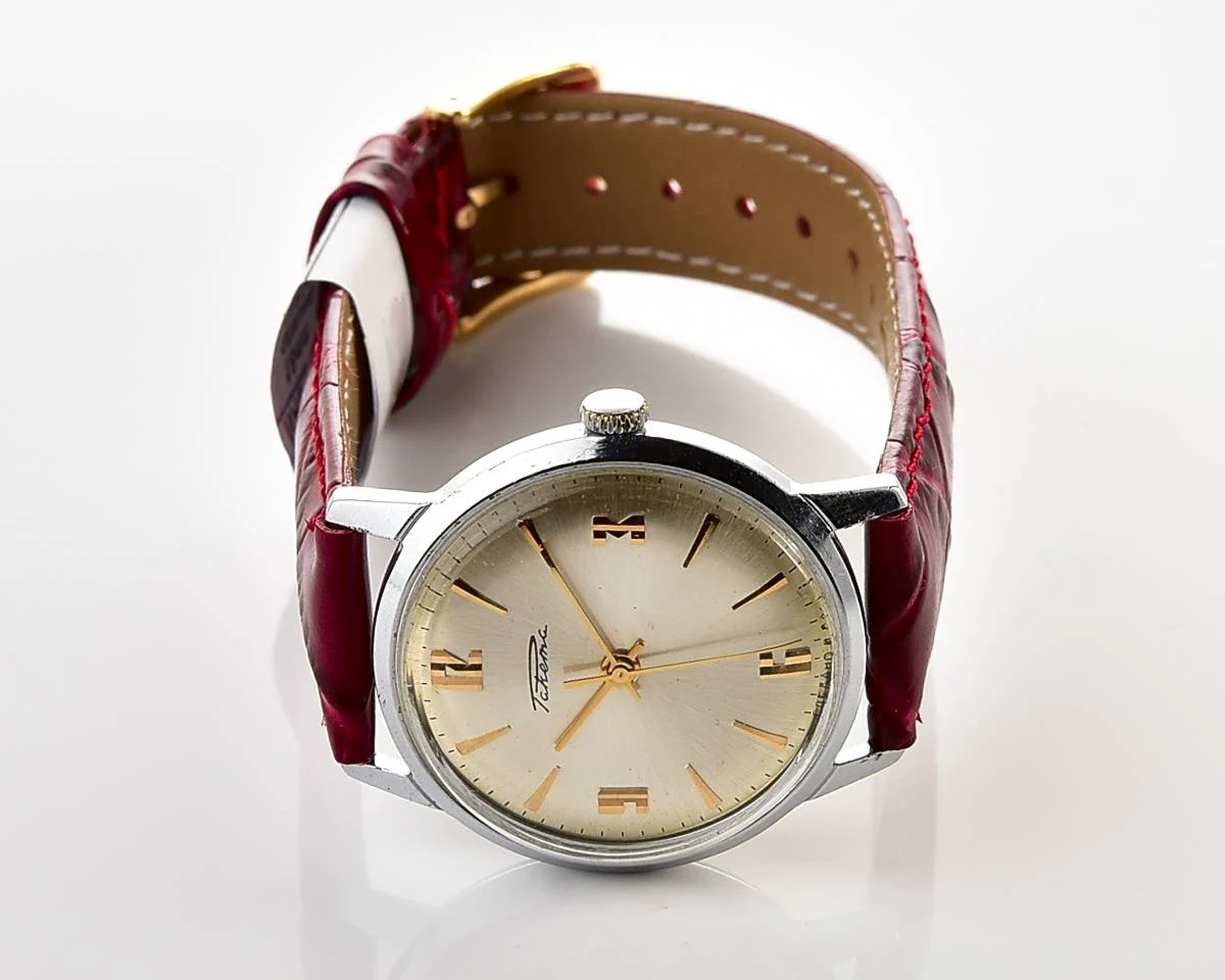 Excellent Soviet Raketa vintage mechanical watch