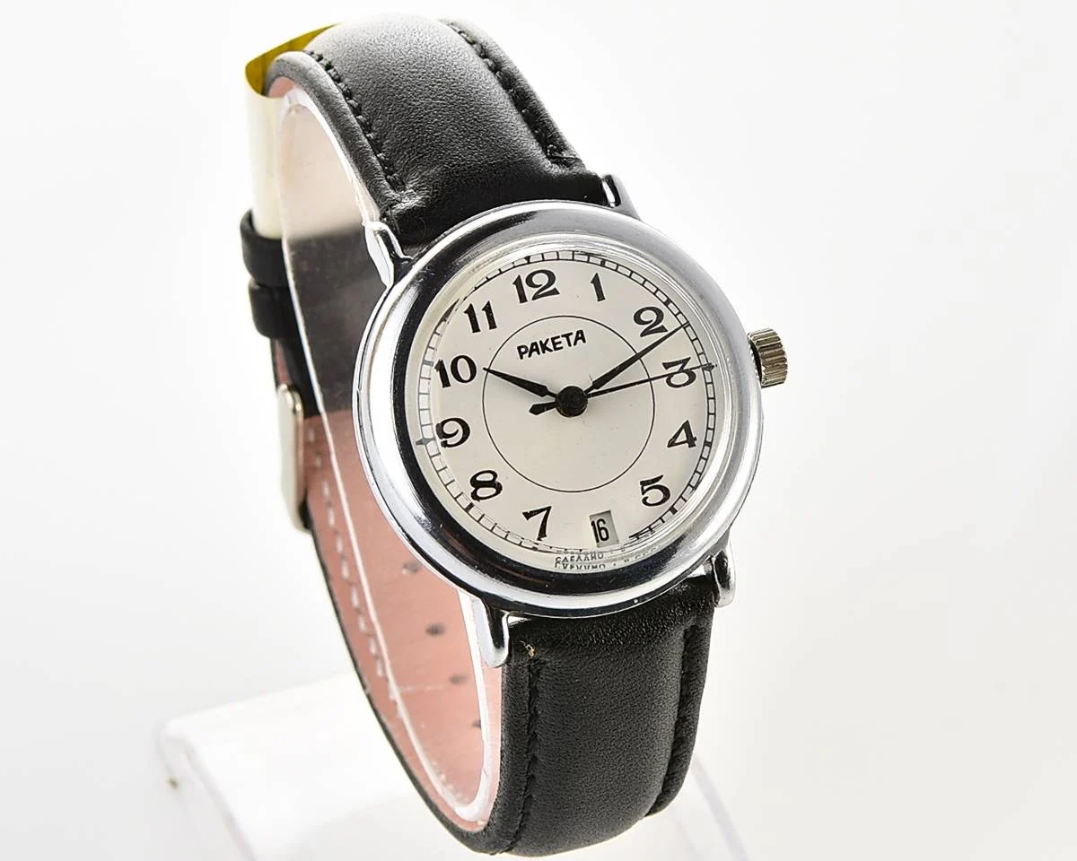 Soviet Raketa vintage mechanical watch with calendar on 6 o'clock