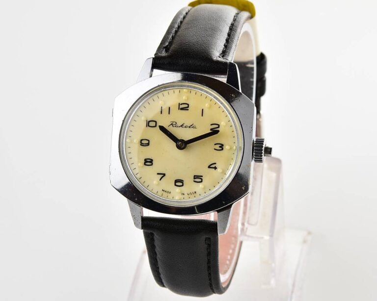 Excellent soviet RAKETA with Braille dial (for visually impaired)
