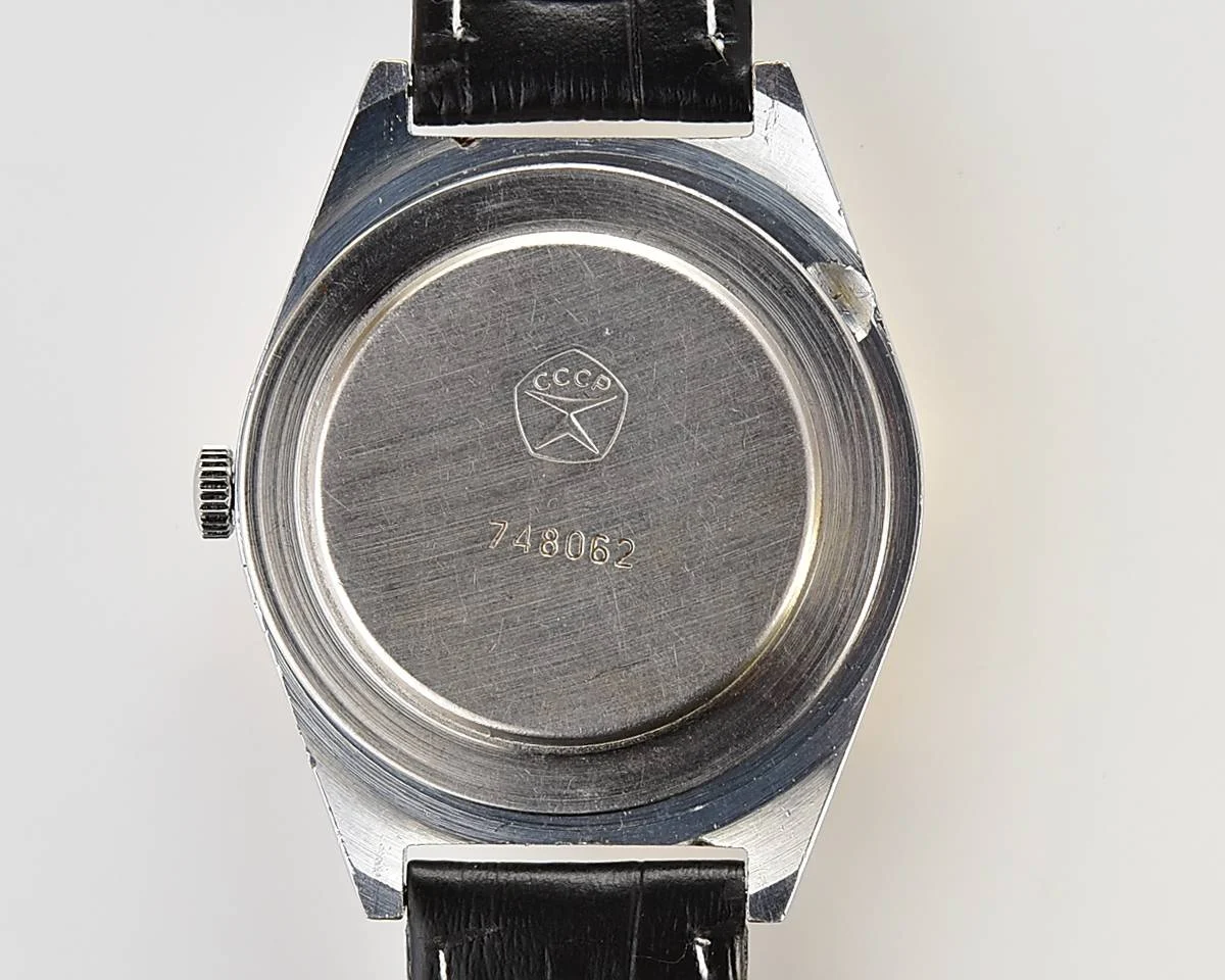 Large Soviet Raketa vintage mechanical watch with stylish minimalistic dial