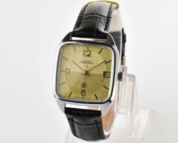Vintage Soviet Raketa mechanical watch