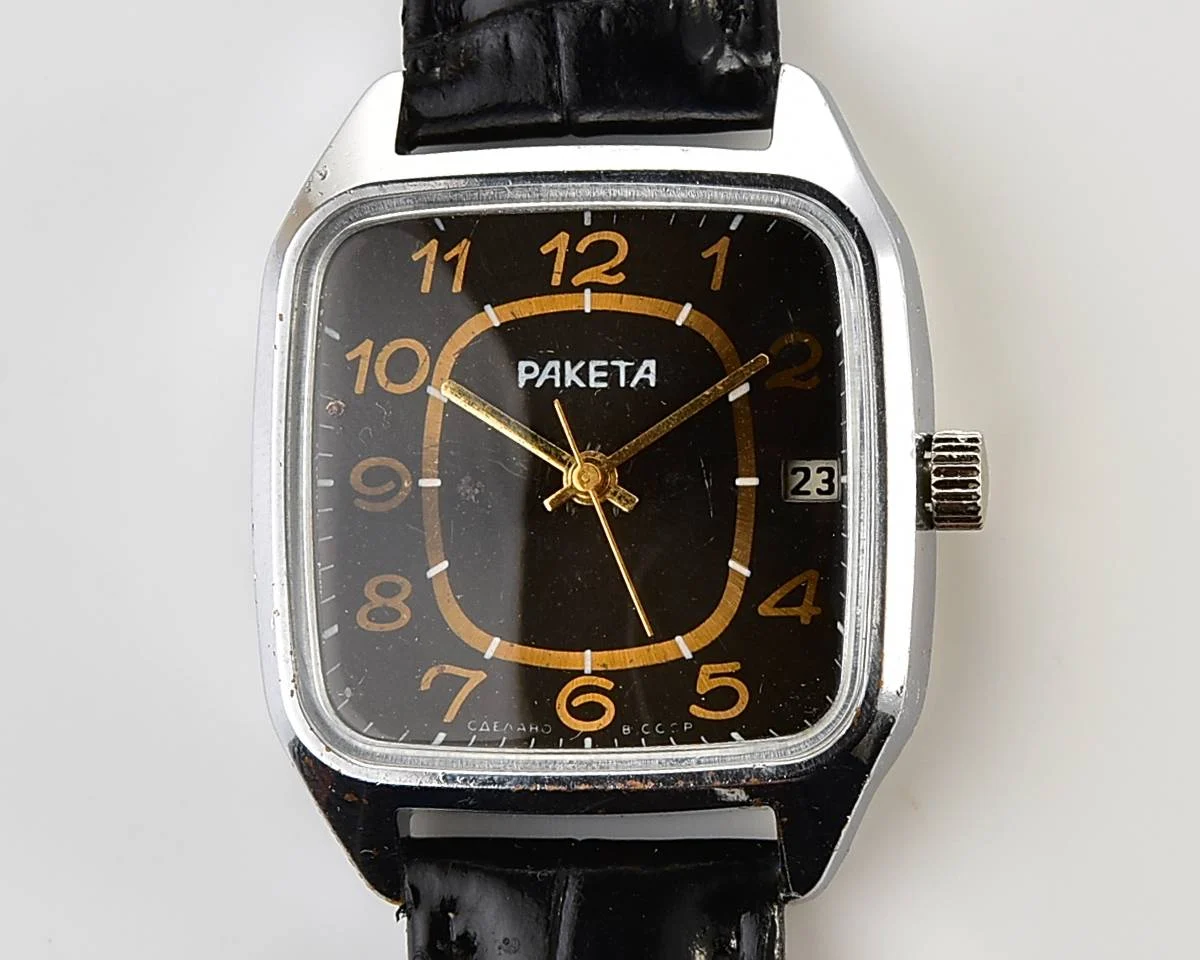 Vintage Soviet Raketa mechanical watch
