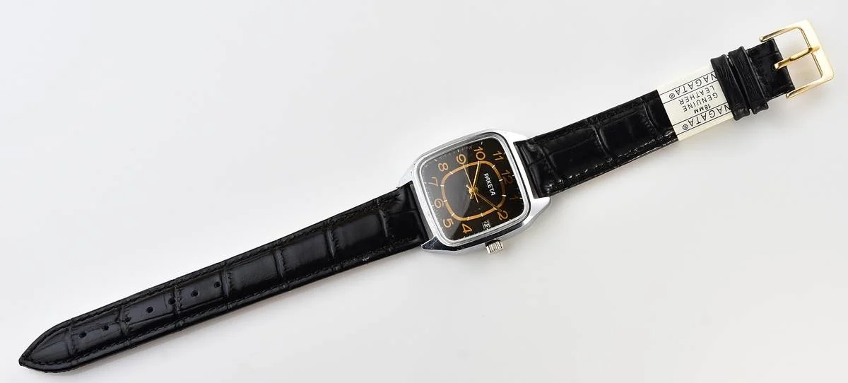 Vintage Soviet Raketa mechanical watch