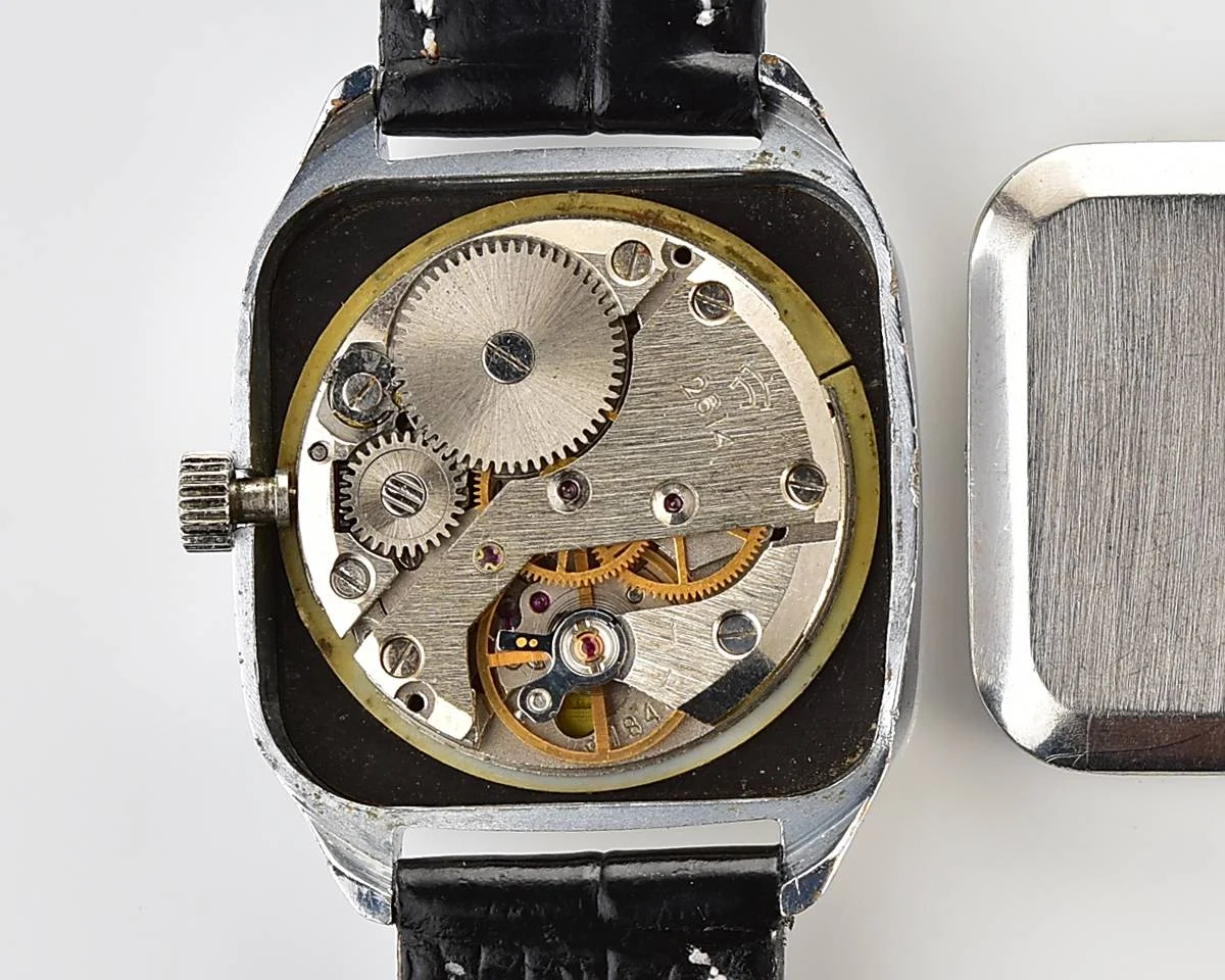 Vintage Soviet Raketa mechanical watch