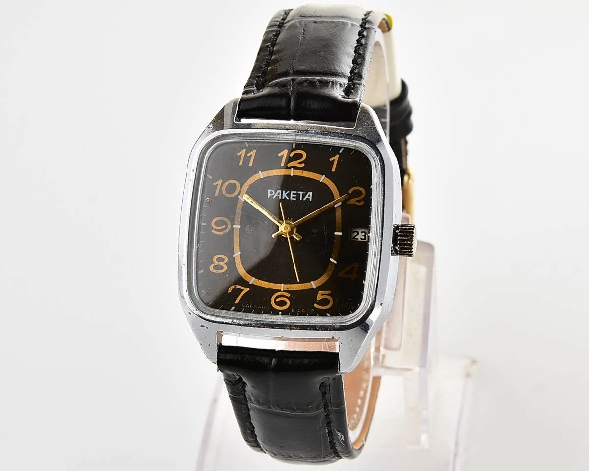 Vintage Soviet Raketa mechanical watch