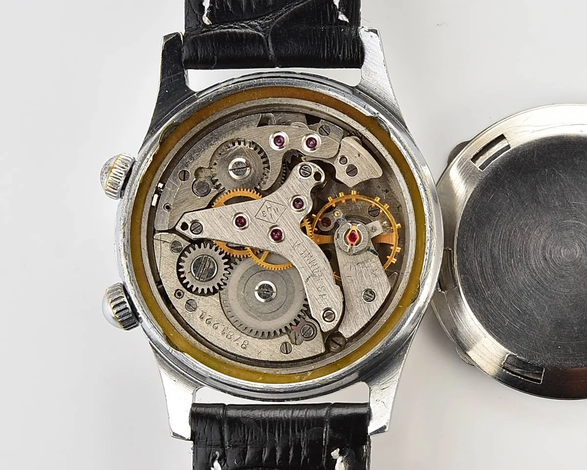 Signal vintage mechanical watch with alarm function