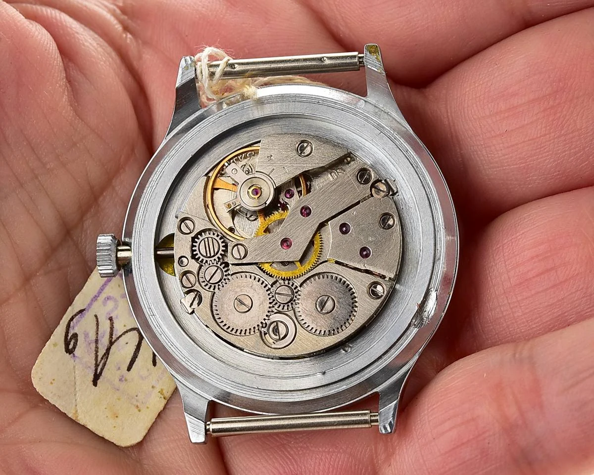 TIME CAPSULE: Vintage Slava Soviet mechanical watch, New Old Stock (NOS)!