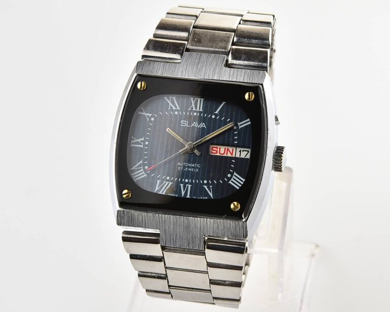 Slava soviet mechanical vintage watch with automatic self winding movement
