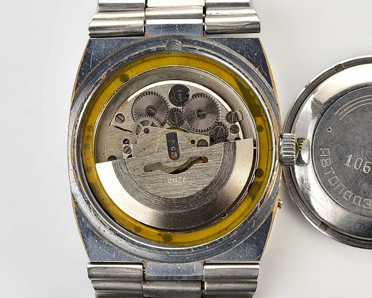 Slava Soviet mechanical vintage watch – automatic self winding movement