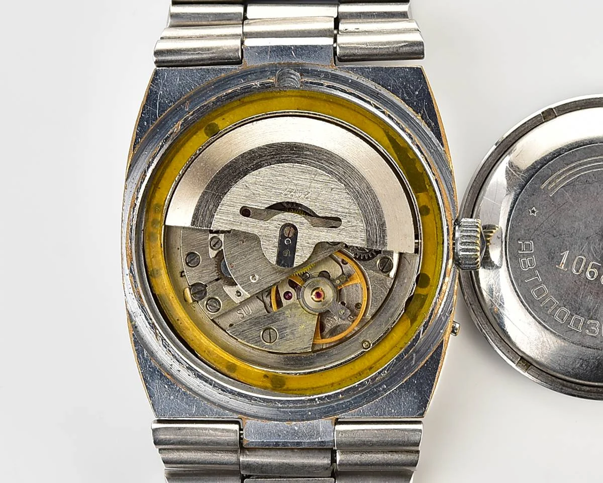 Slava Soviet mechanical vintage watch – automatic self winding movement