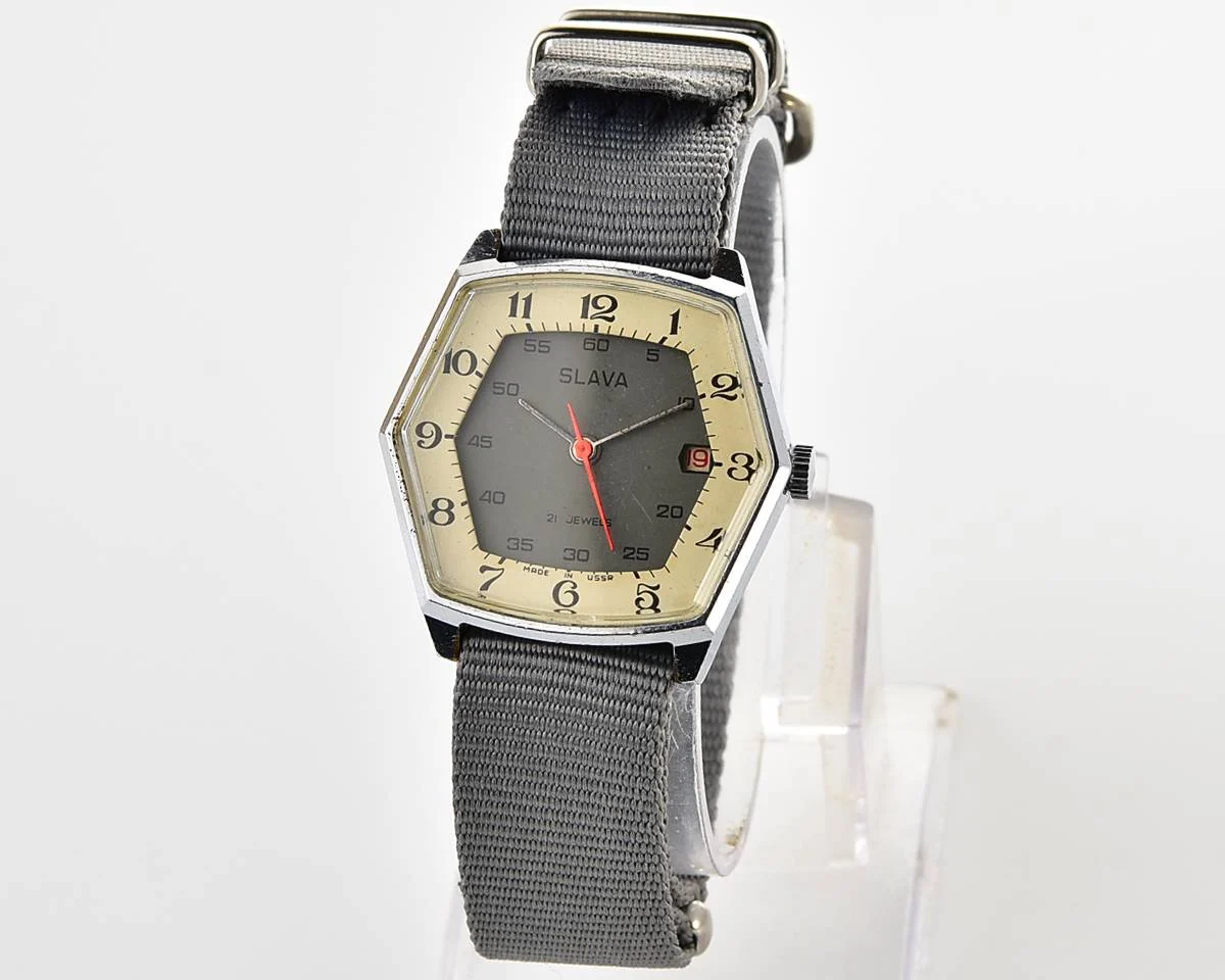 Excellent hexagonal Slava Soviet mechanical vintage watch