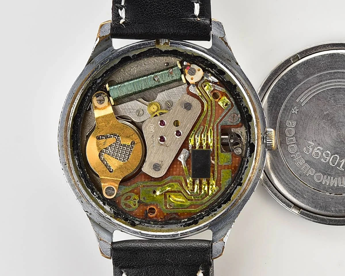 Soviet quartz Slava "Sport" with pulse scale!