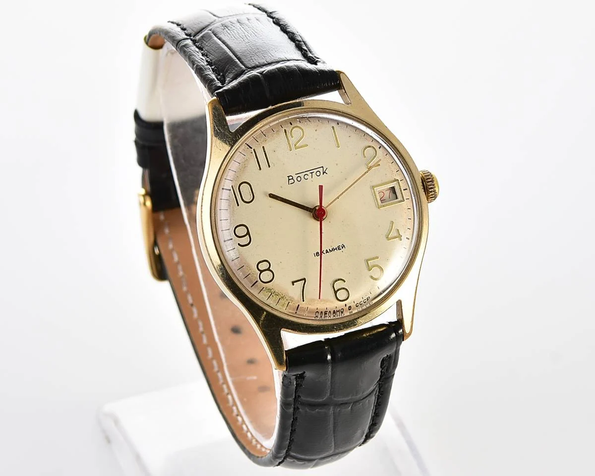 Wostok (Vostok) mechanical gold-plated wrist watch with biege dial