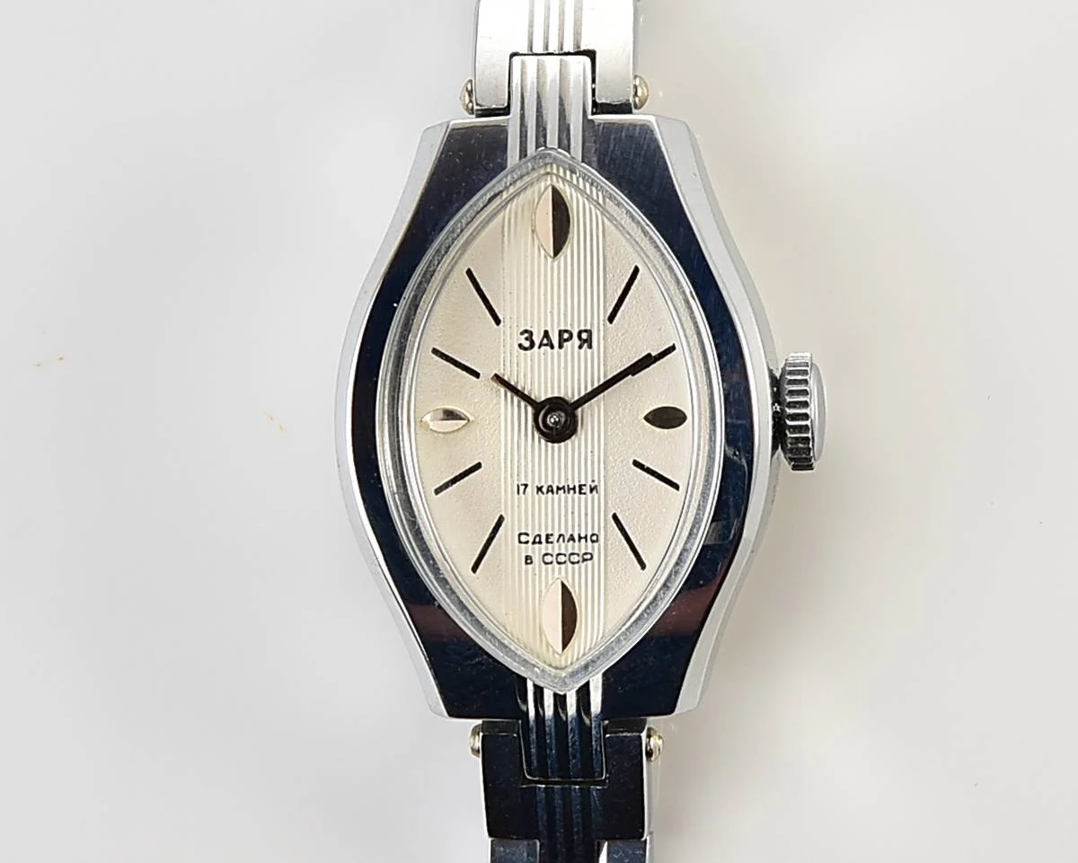 TIME CAPSULE: Zaria vintage wrist watch for ladies – New Old Stock (NOS)!