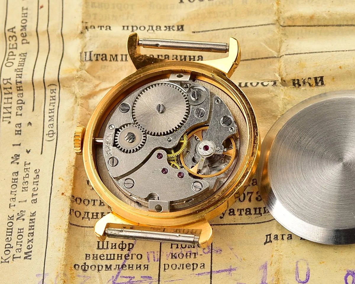 TIME CAPSULE: Soviet mechanical Zim gold-plated watch in box – New Old Stock (NOS)!