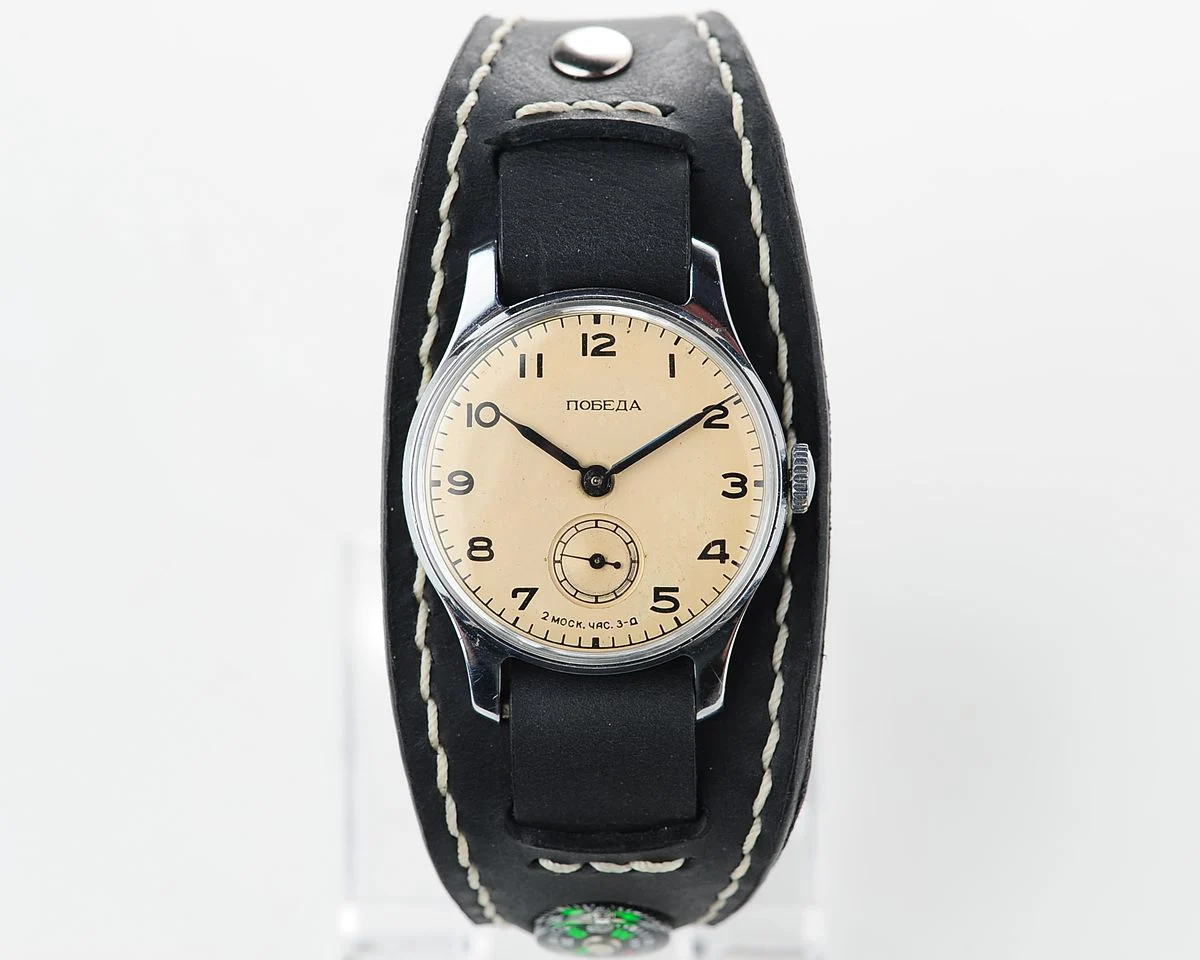 Exceptionally well preserved Soviet Pobeda from 1953 + exquisite Sturmanskie compass strap!