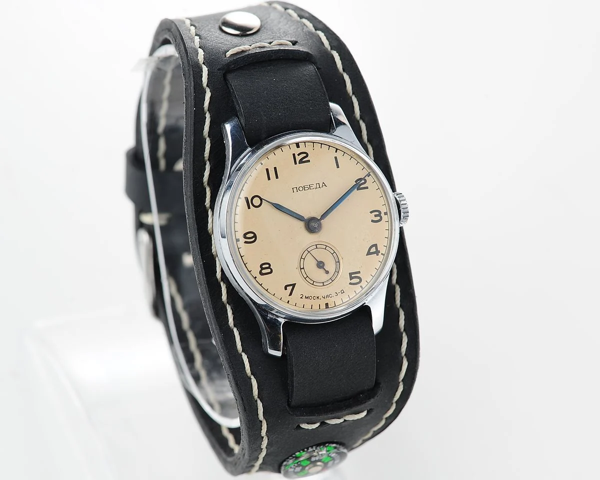 Exceptionally well preserved Soviet Pobeda from 1953 + exquisite Sturmanskie compass strap!