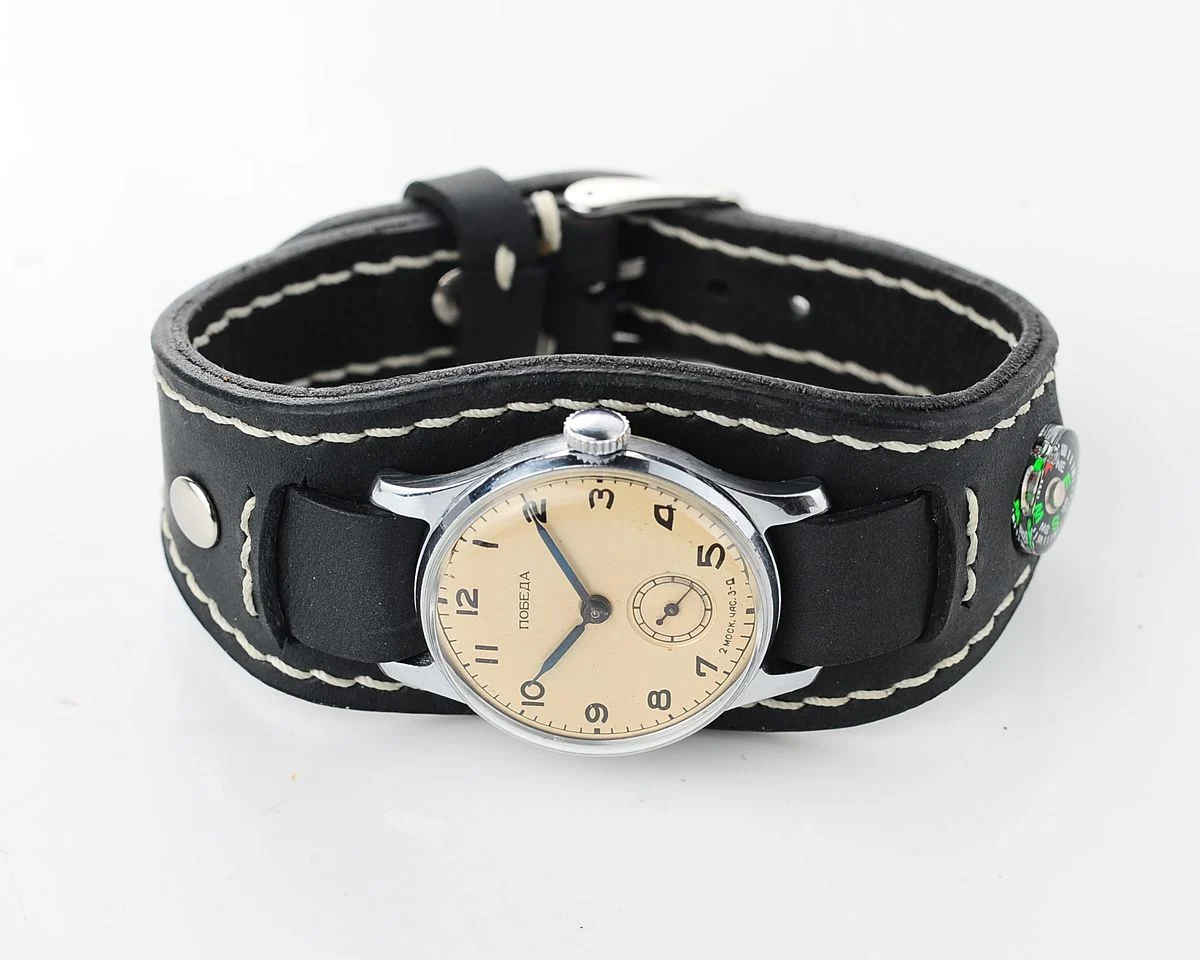 Exceptionally well preserved Soviet Pobeda from 1953 + exquisite Sturmanskie compass strap!
