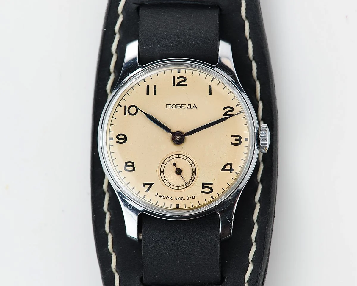 Exceptionally well preserved Soviet Pobeda from 1953 + exquisite Sturmanskie compass strap!