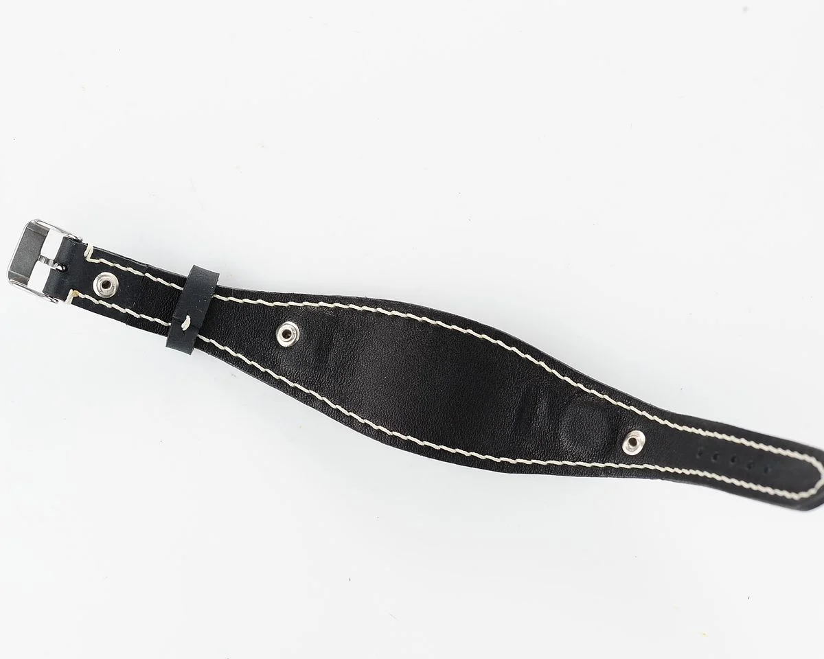 Exceptionally well preserved Soviet Pobeda from 1953 + exquisite Sturmanskie compass strap!