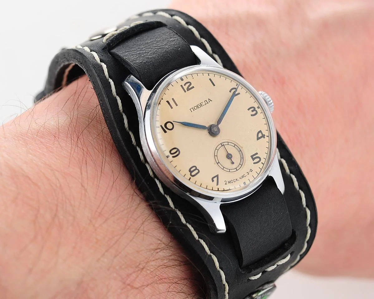 Exceptionally well preserved Soviet Pobeda from 1953 + exquisite Sturmanskie compass strap!