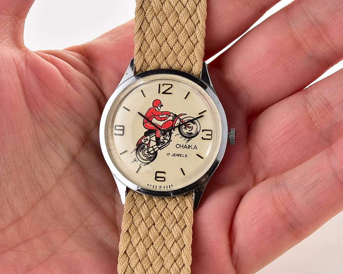 TIME CAPSULE: Chaika Soviet vintage wristwatch – New Old Stock (NOS)!