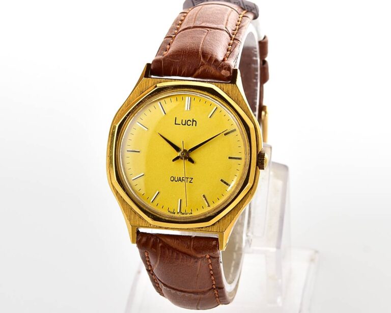 Excellent soviet LUCH wrist watch with quartz movement