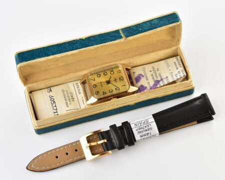 TIME CAPSULE: LUCH soviet vintage wrist watch – new old stock(NOS)!