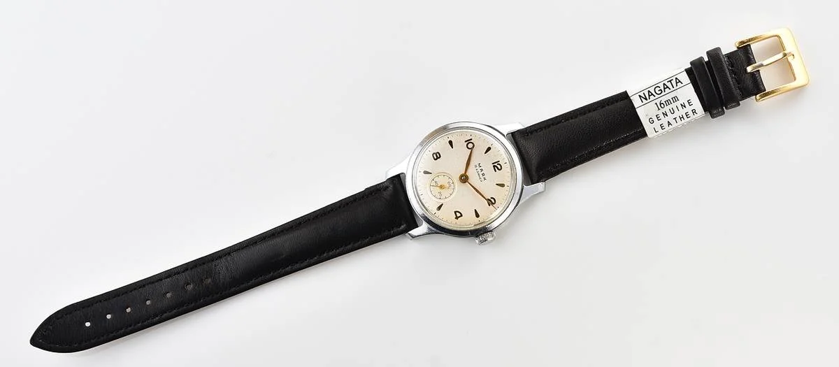 Excellent vintage Soviet Mayak mechanical watch from the 3rd quarter of 1956