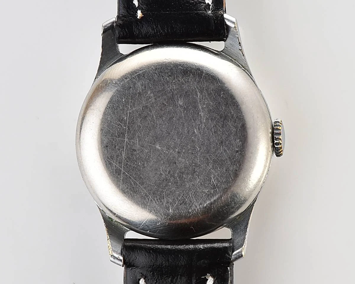 Excellent Moskva Soviet vintage mechanical watch