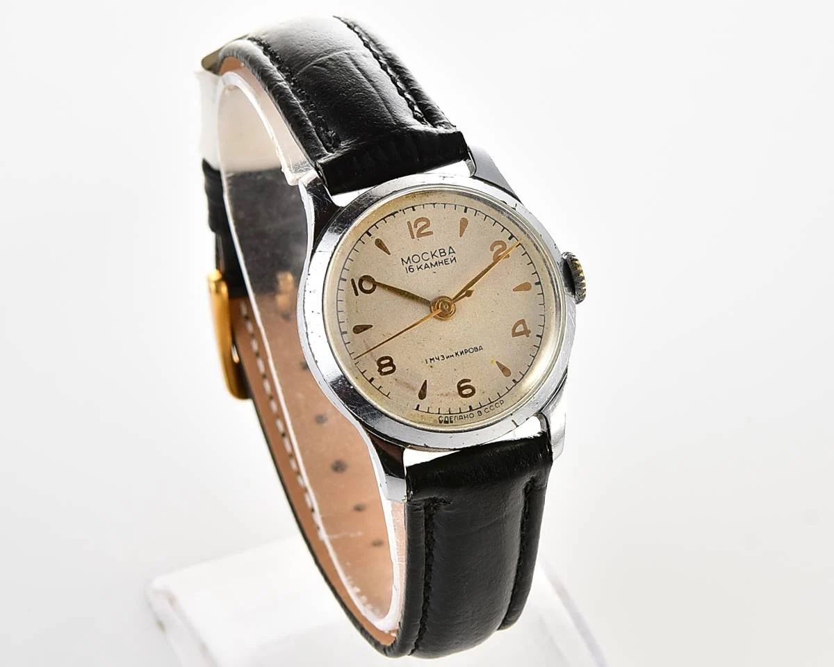 Excellent Moskva Soviet vintage mechanical watch