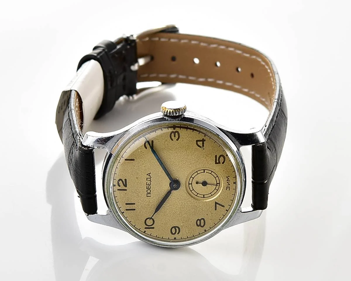 Мintage Soviet mechanical watch Pobeda, ZiM 2nd quarter of 1952!