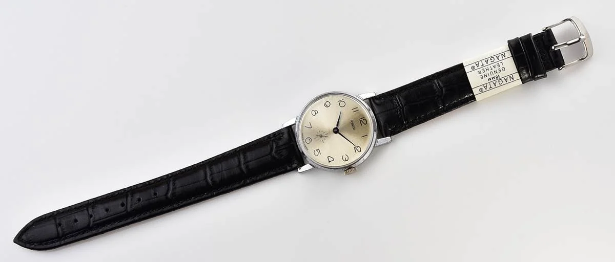Pobeda ZiM Soviet mechanical wristwatch