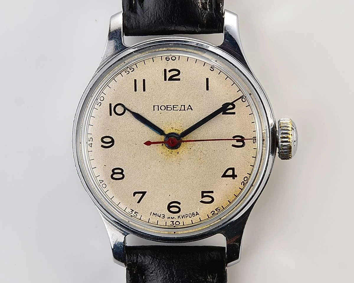 Rare! Vintage Pobeda watch with central seconds hand in uncommon hermetic case, 1MCHZ 3rd quarter of 1954