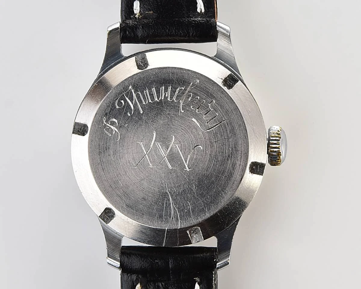 Rare! Vintage Pobeda watch with central seconds hand in uncommon hermetic case, 1MCHZ 3rd quarter of 1954