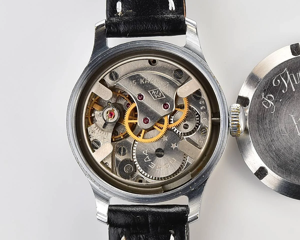 Rare! Vintage Pobeda watch with central seconds hand in uncommon hermetic case, 1MCHZ 3rd quarter of 1954