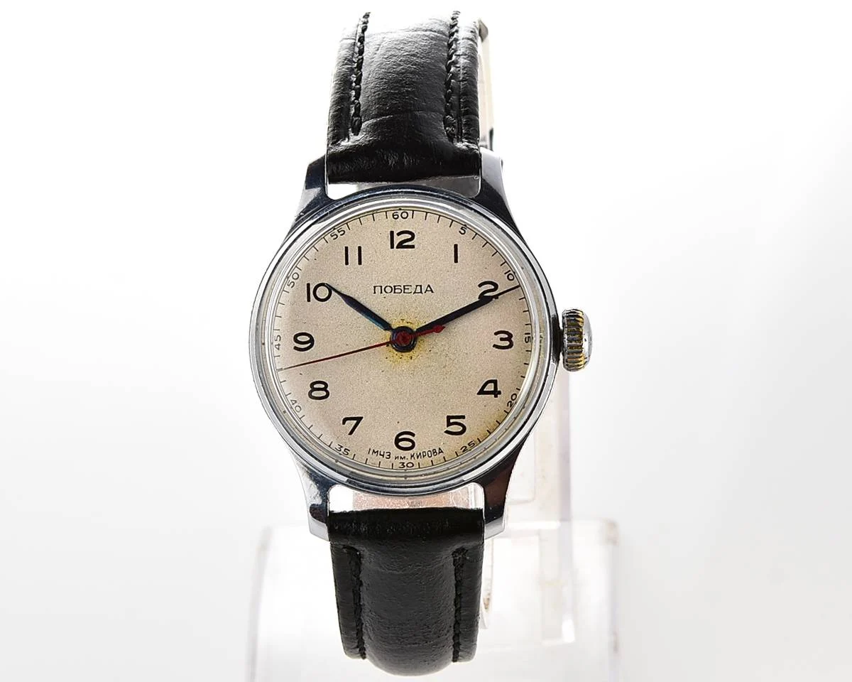 Rare! Vintage Pobeda watch with central seconds hand in uncommon hermetic case, 1MCHZ 3rd quarter of 1954