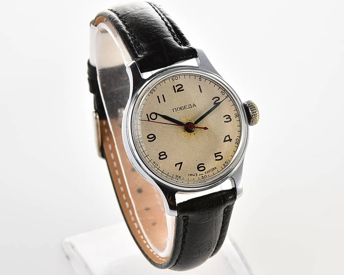 Rare! Vintage Pobeda watch with central seconds hand in uncommon hermetic case, 1MCHZ 3rd quarter of 1954