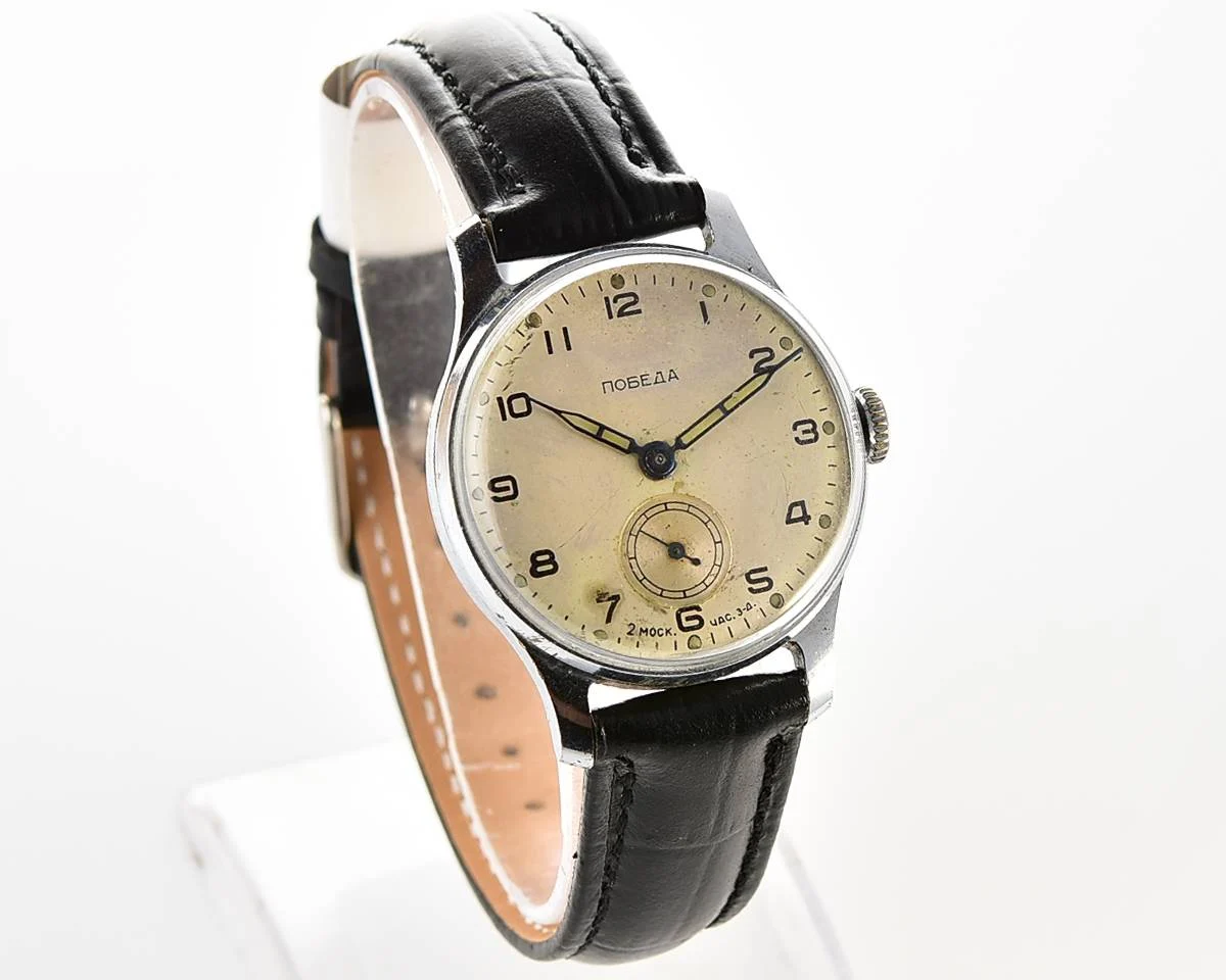 Vintage Soviet mechanical Pobeda watch, 2MChZ from 2nd quarter 1958!