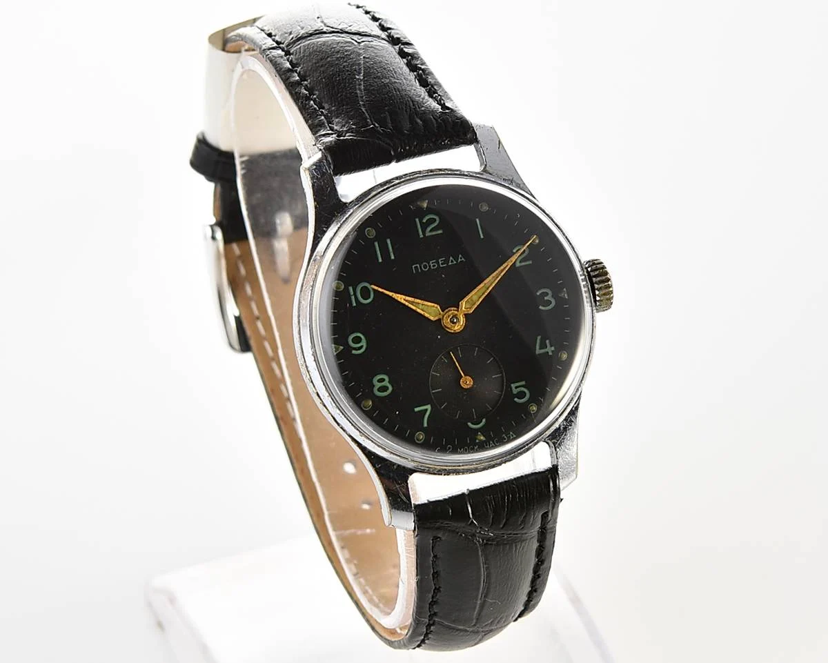 Vintage Soviet mechanical Pobeda watch, 2MChZ from 2nd quarter 1956!