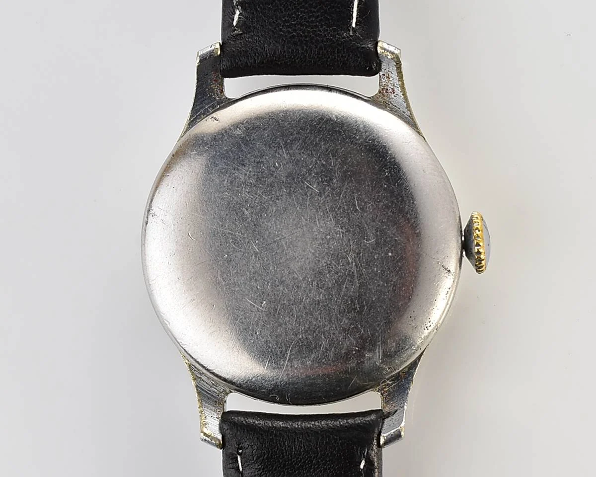 Excellent vintage Soviet Pobeda watch with central second hand, 1MChZ, 3rd quarter of 1957
