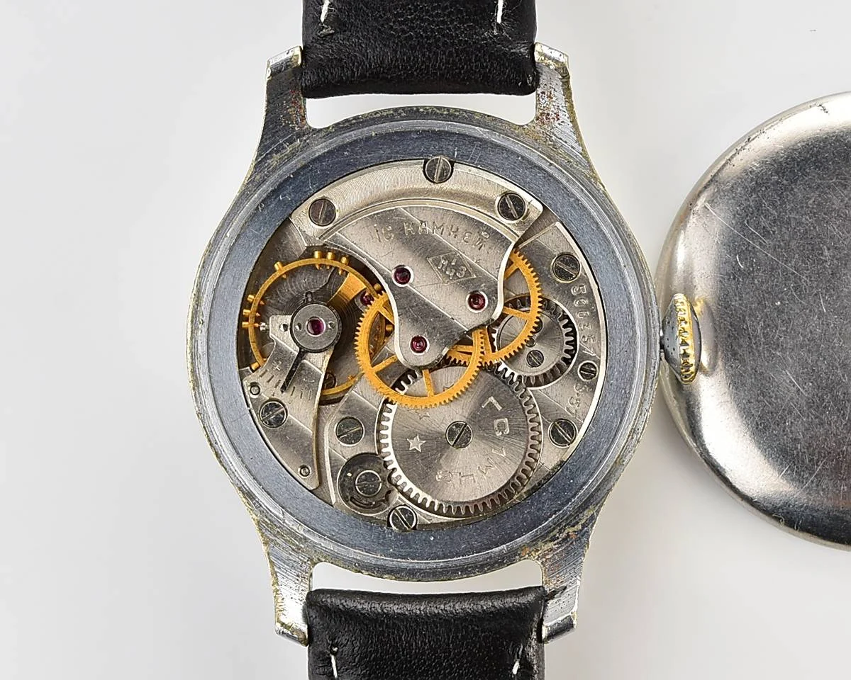 Excellent vintage Soviet Pobeda watch with central second hand, 1MChZ, 3rd quarter of 1957