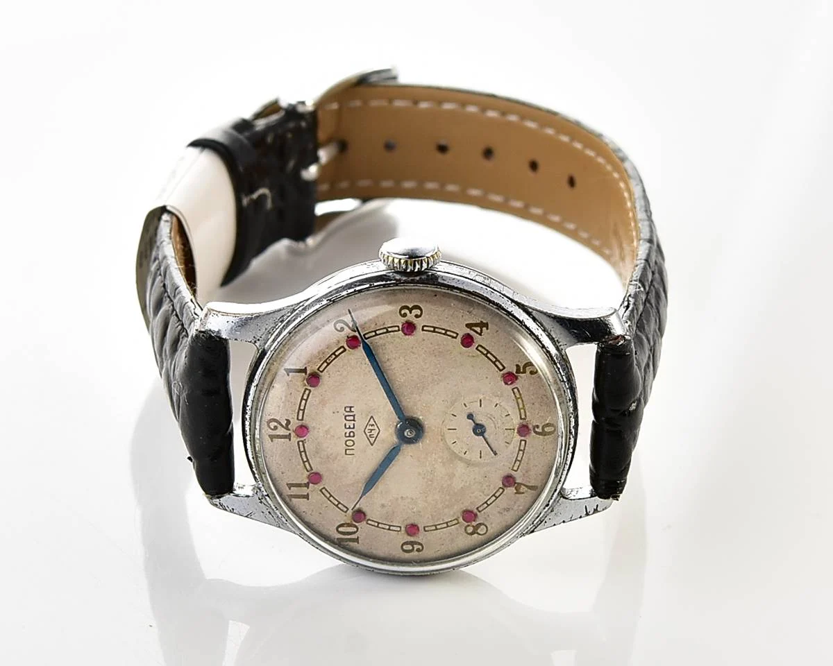 Vintage Soviet mechanical Pobeda from the 1950s, PChZ, rare dial with rubies