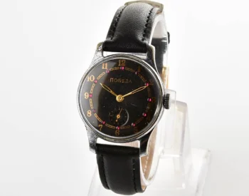 Vintage Soviet mechanical Pobeda from the 1950s, PChZ, rare dial with rubies