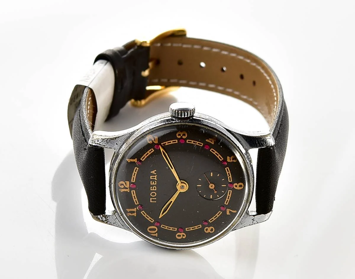 Vintage Soviet mechanical Pobeda from the 1950s, PChZ, rare dial with rubies