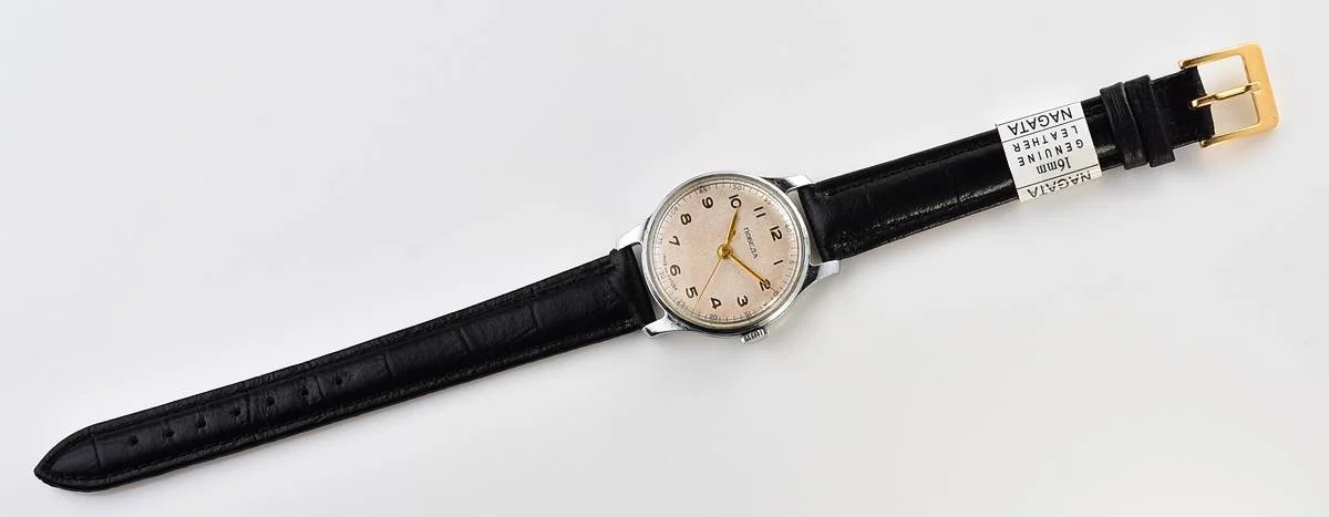 Vintage Soviet Pobeda watch with central second hand, 1MChZ, from the 1st quarter of 1957