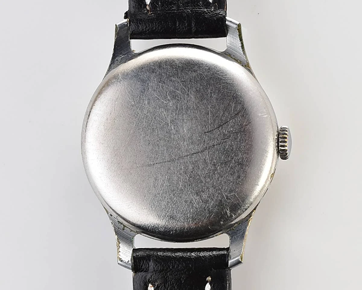 Vintage Soviet Pobeda watch with central second hand, 1MChZ, from the 1st quarter of 1957