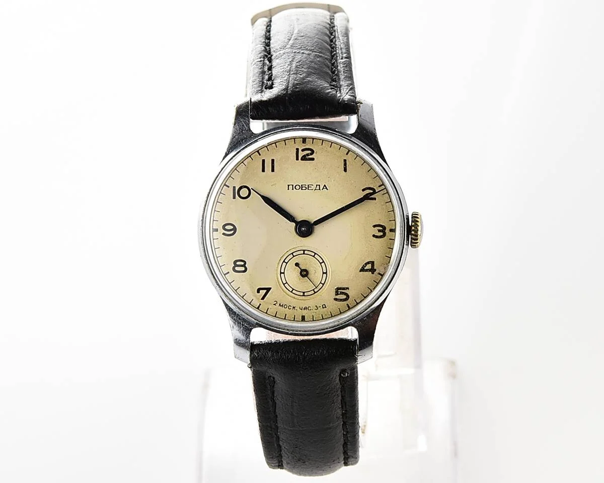 Vintage Soviet mechanical Pobeda watch, 2MChZ from 2nd quarter 1953!